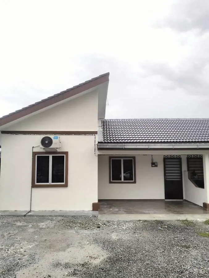 D\'Parking Homestay Klia Sepang Budget Murah location
